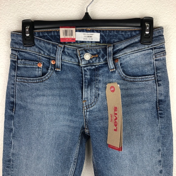 ✨LAST PRICE DROP! Levi's Altered 711 Skinny Jeans - Picture 5 of 8